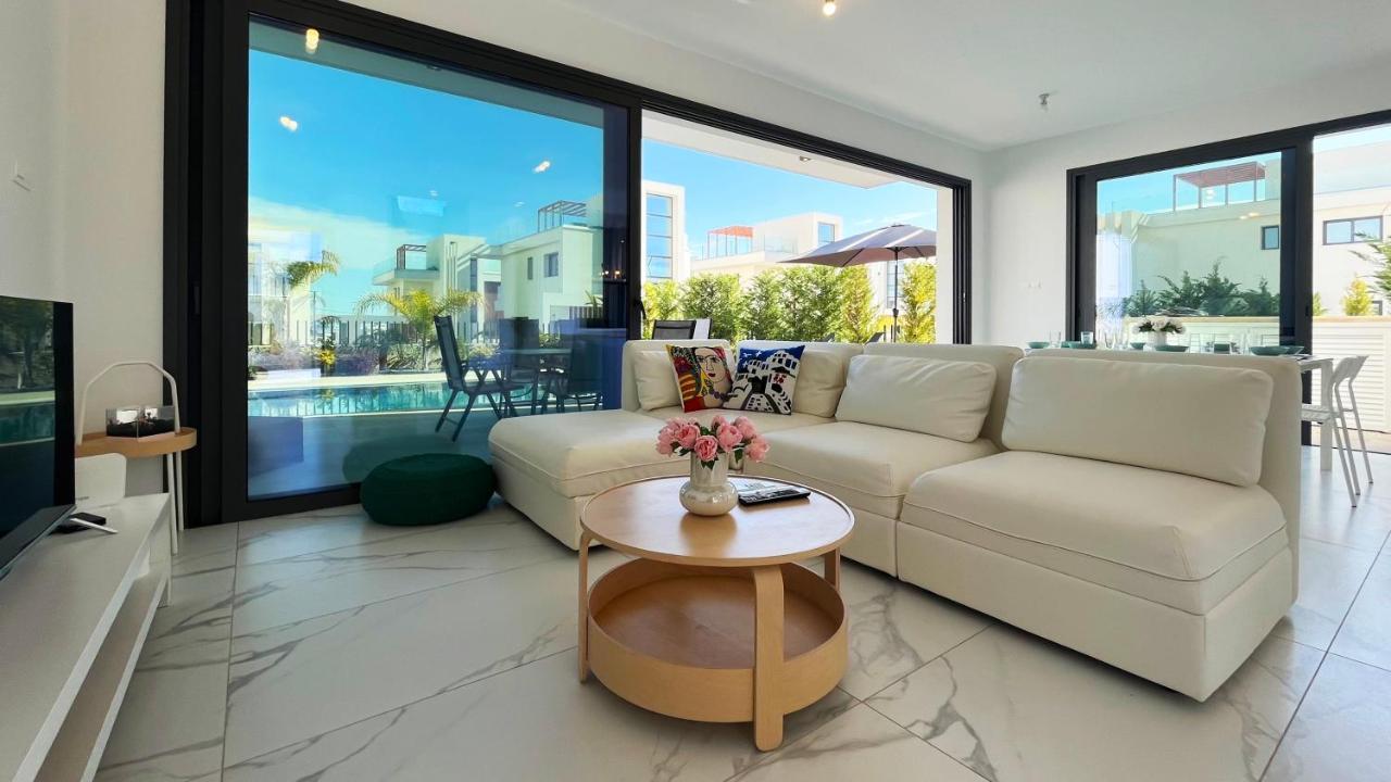 By The Bay Villa,3 Br/pool Protaras