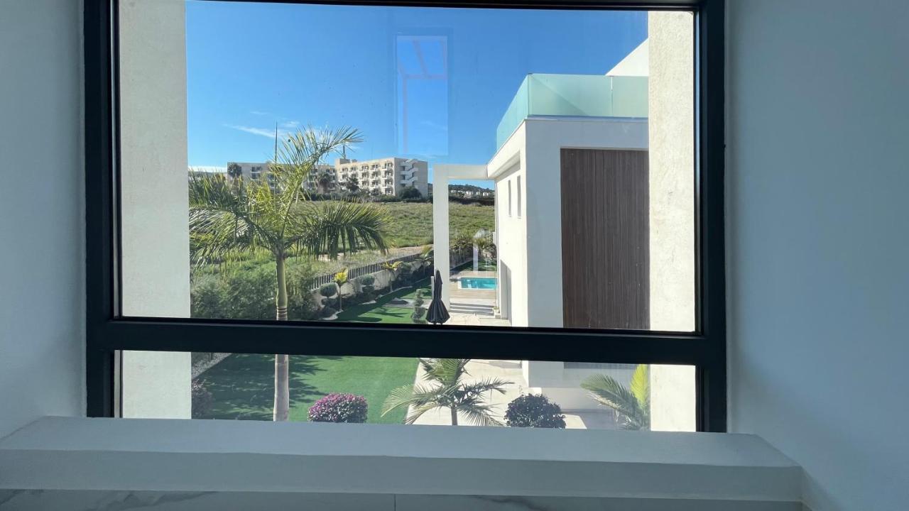 By The Bay Villa,3 Br/pool *
