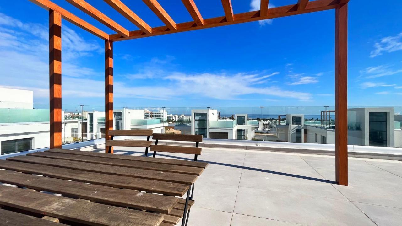 By The Bay Villa,3 Br/pool