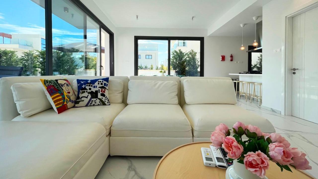 Villa By The Bay Villa,3 Br/pool Protaras