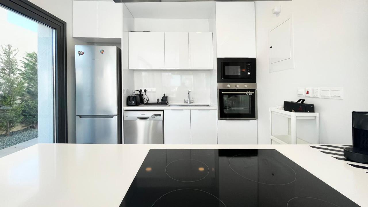 By The Bay Villa,3 Br/pool Villa *