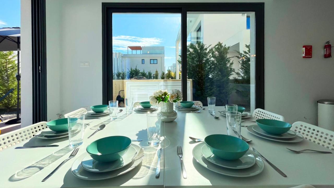 By The Bay Villa,3 Br/pool Protaras