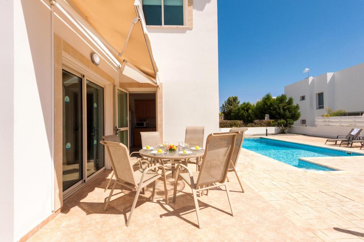 Carolina Villa Ayia Napa