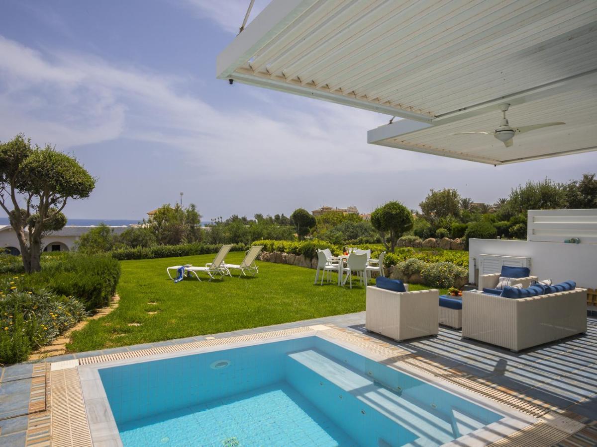 Villa Seafront Sirina Pearl Protaras