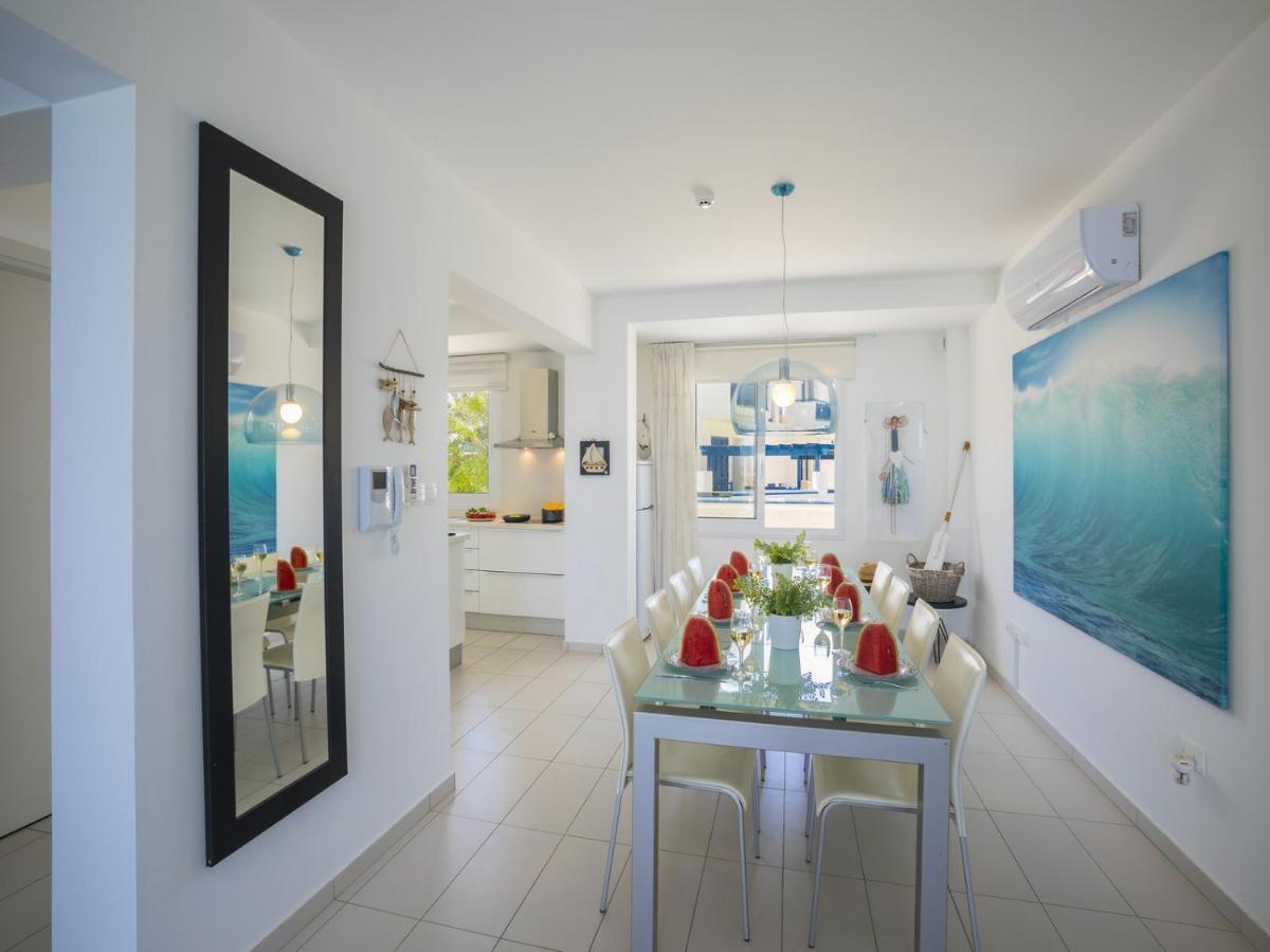 Villa Seafront Sirina Pearl