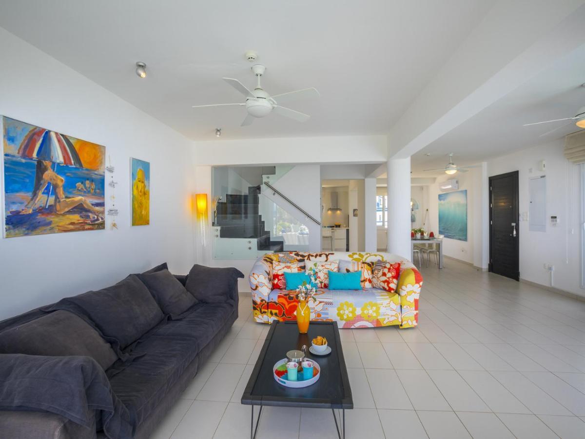 Seafront Sirina Pearl Villa Protaras