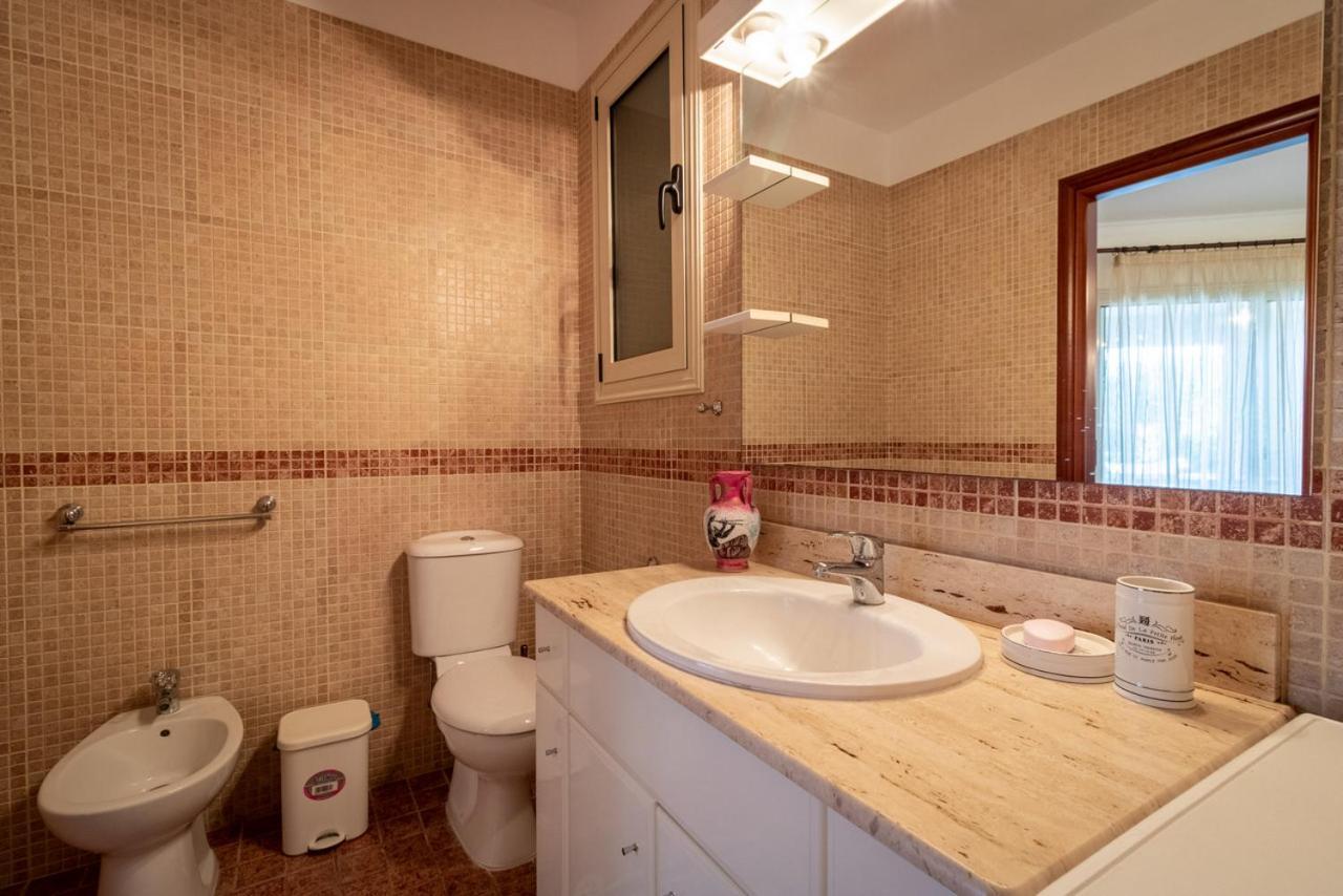 Rafaella In Latchi With Private Garden Villa *