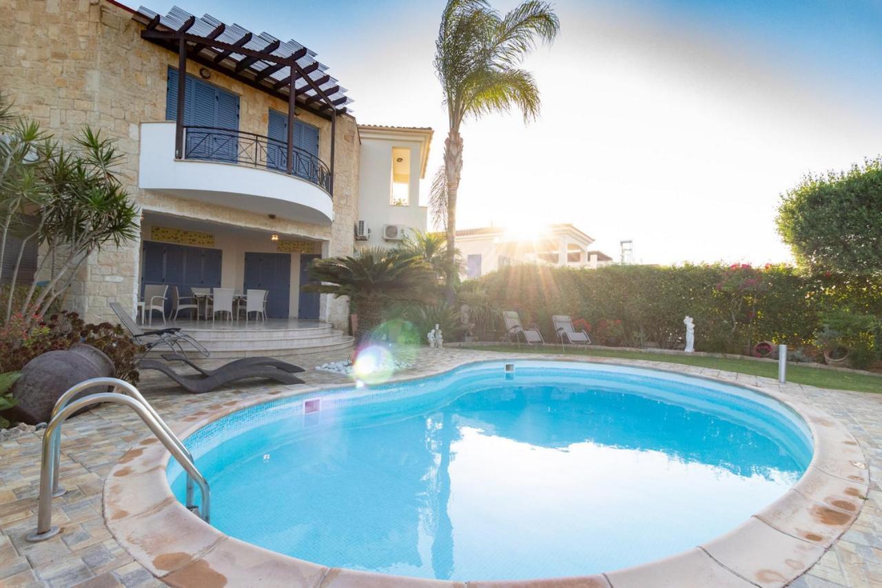 Villa Rafaella In Latchi With Private Garden Polis