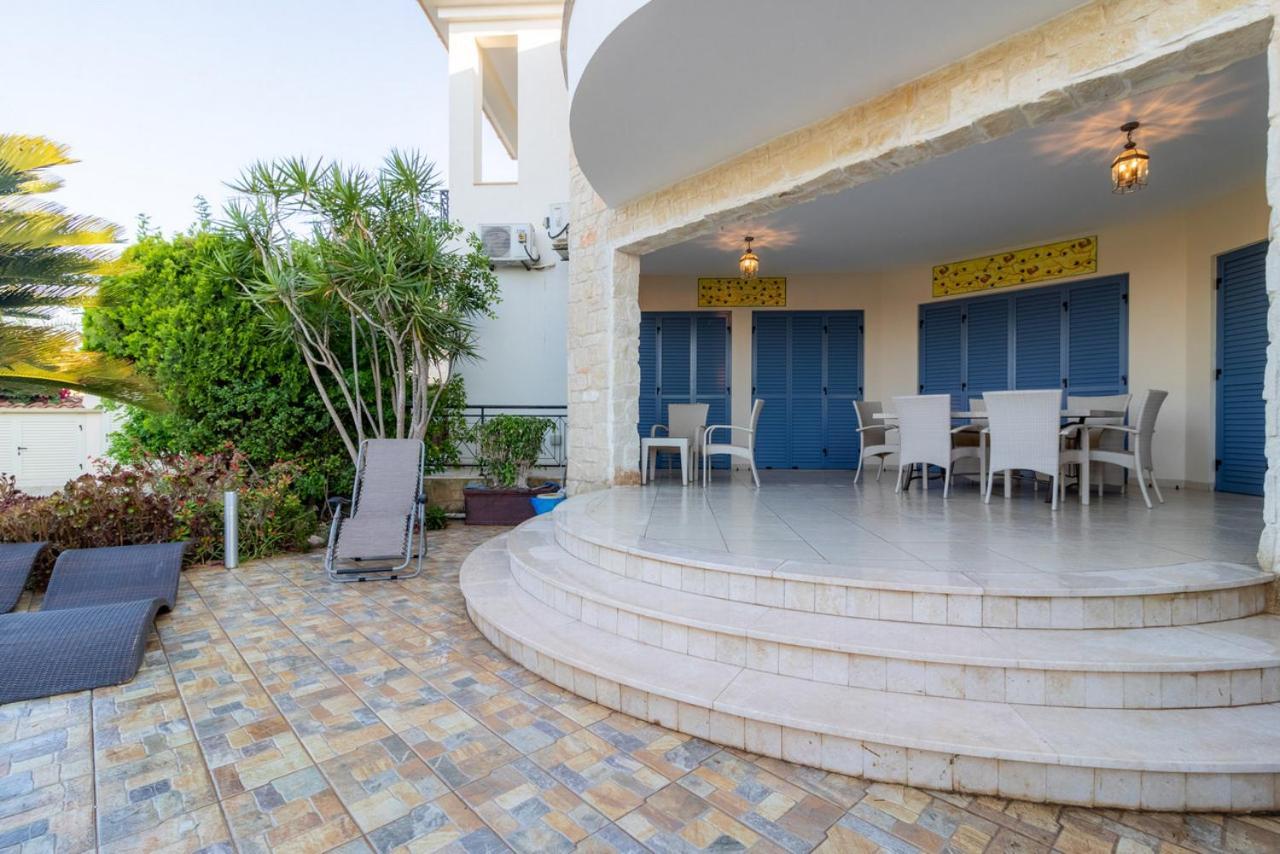 Villa Rafaella In Latchi With Private Garden