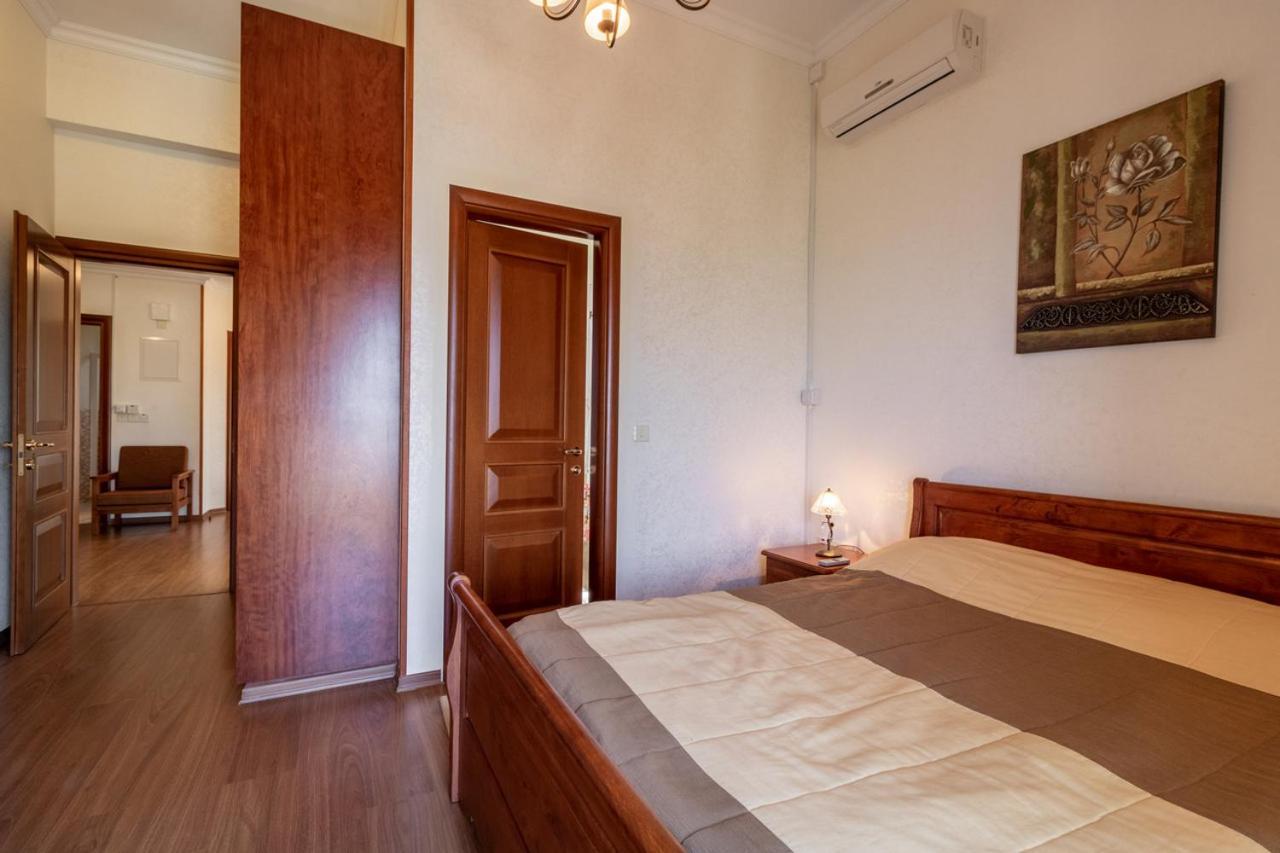 Villa Rafaella In Latchi With Private Garden *