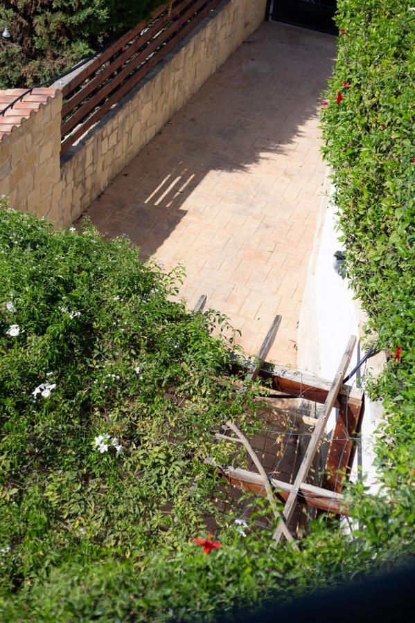 Rafaella In Latchi With Private Garden Villa *