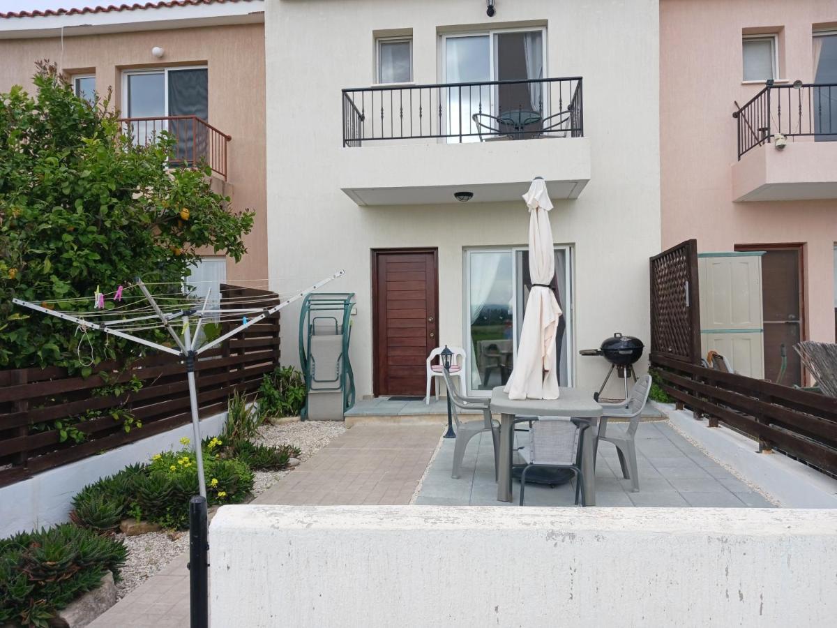 Beautiful 2-bed House In Paphos Holiday home