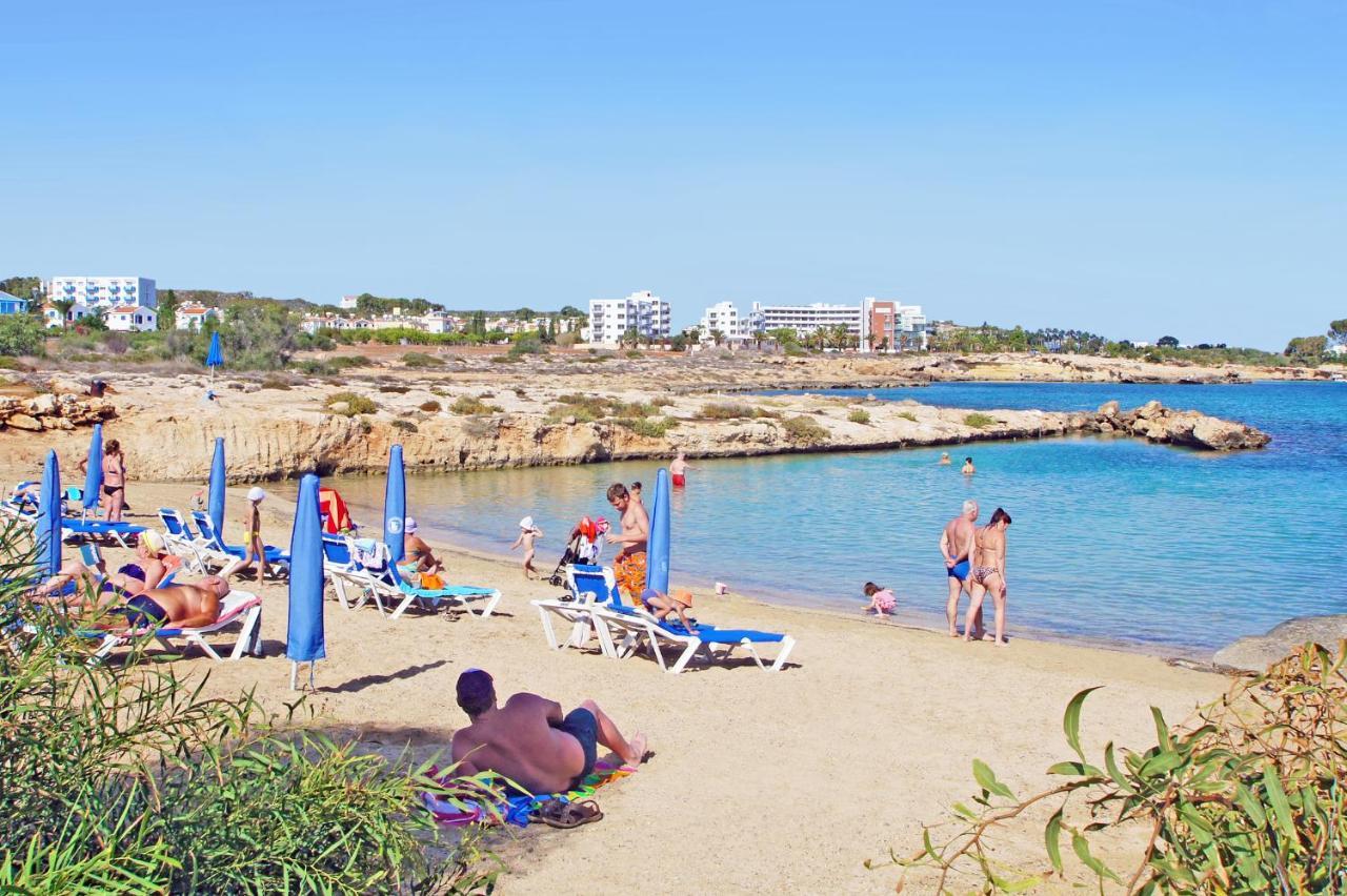 Apartment Josephine - Beachfront Protaras
