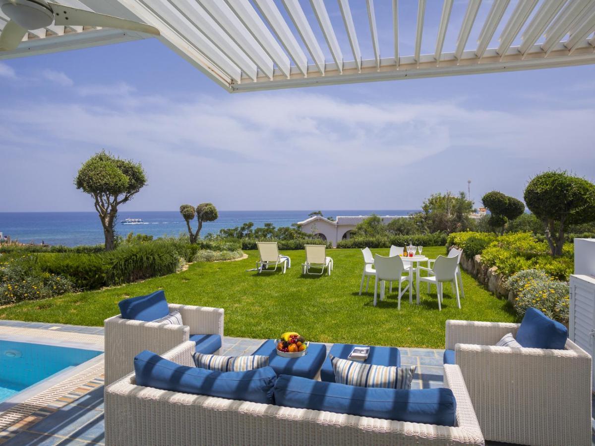 Seafront Sirina Pearl