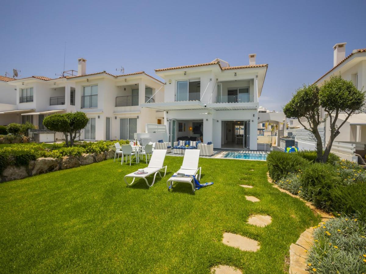 Seafront Sirina Pearl Villa