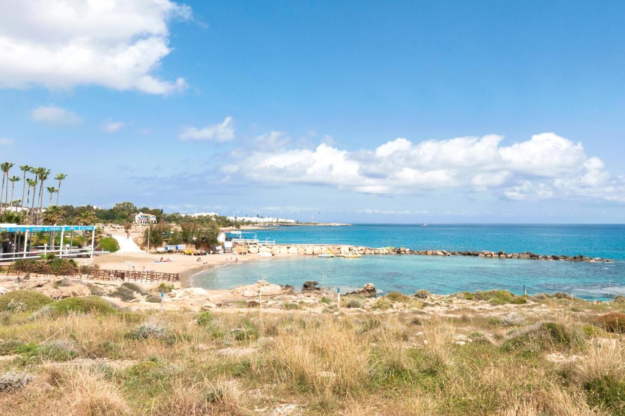 Apartment Marisol - Beachfront *