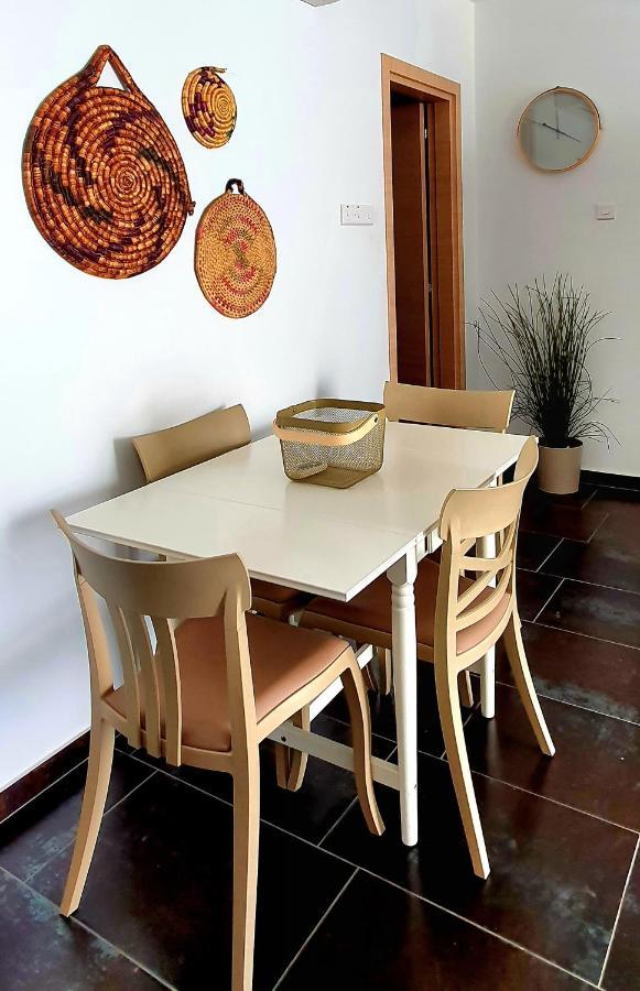 Mythical Sands Am10 Apartment *