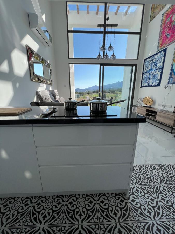 Hermes Penthouse *
