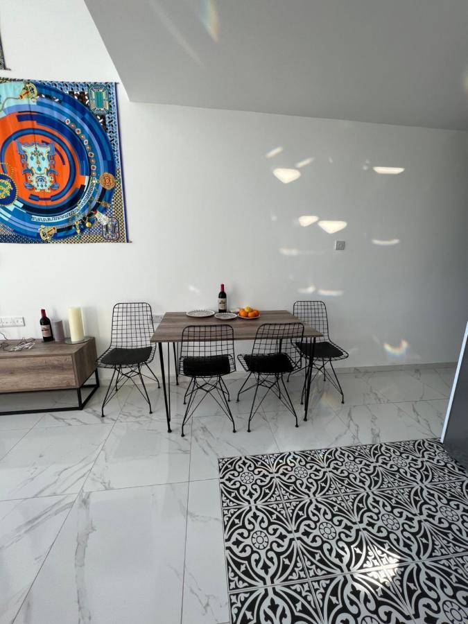 Hermes Penthouse Akanthou
