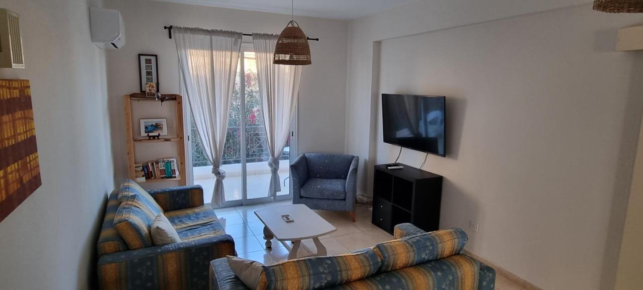 Apartamento Ancient - Cozy Place Next To The Sea, Marina, Historical Sites, Buses, Mall, And Market *