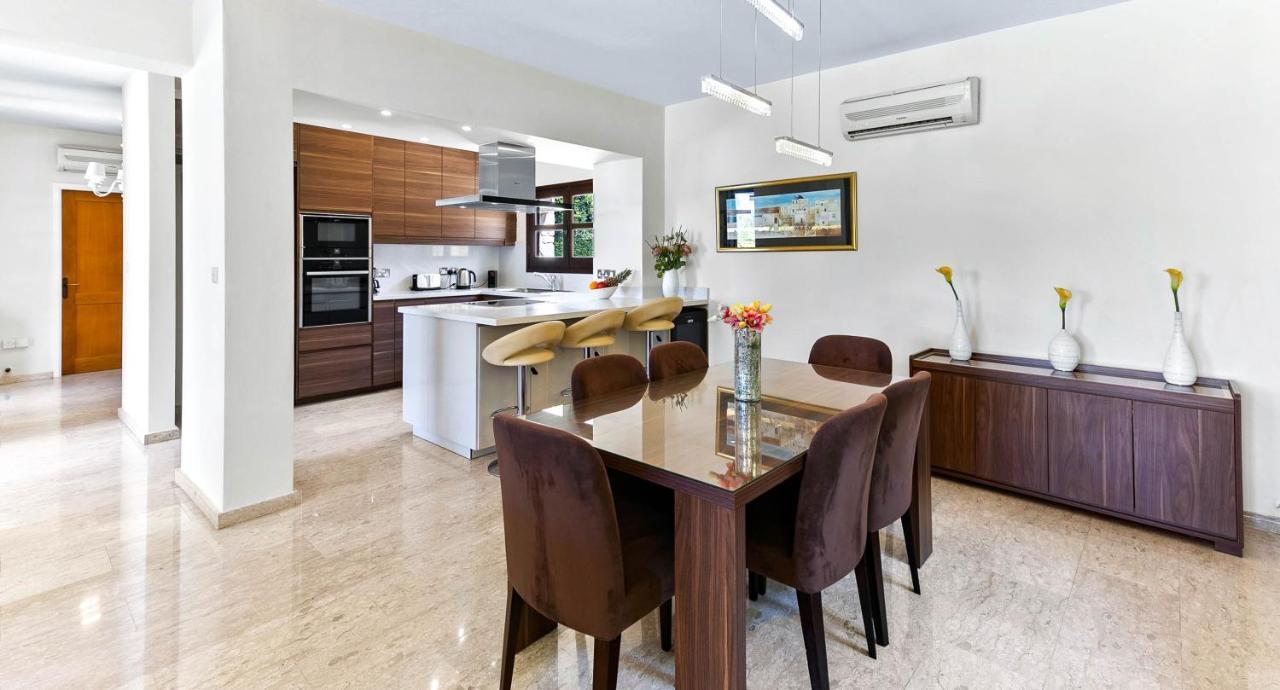 Pousada 3 Bedroom Kedros With Private Pool And Hot Tub, Aphrodite Hills