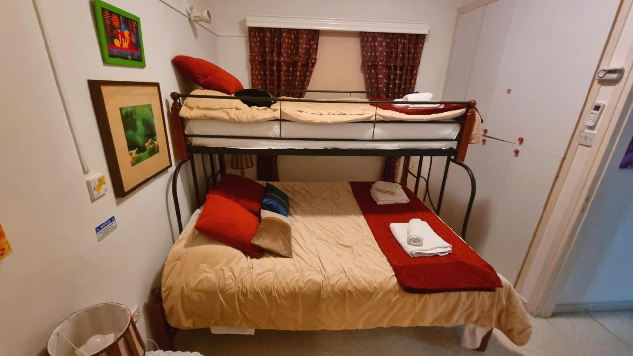 Aparthotel Astrofegia Near The Sea 3*