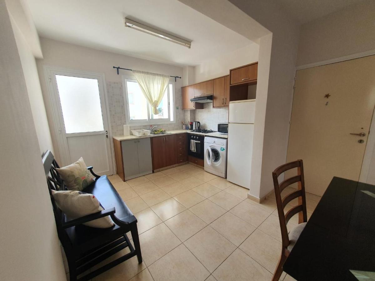Ancient - Cozy Place Next To The Sea, Marina, Historical Sites, Buses, Mall, And Market Apartamento
