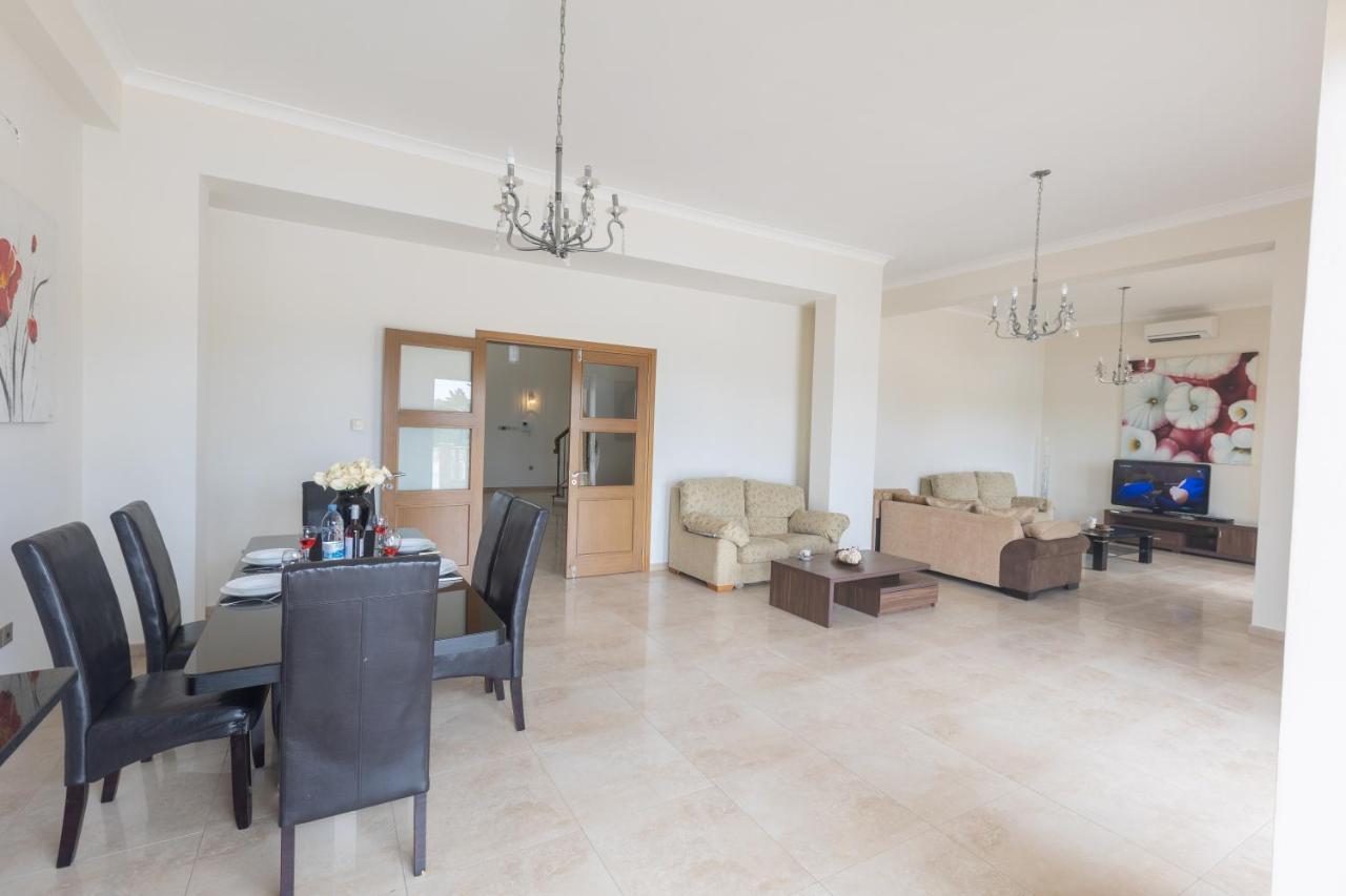 Sparta Luxury