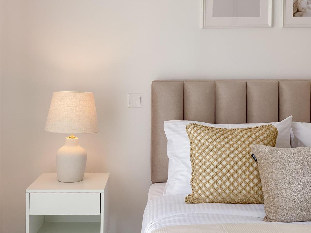 Apartment Phaedrus Living: Seaview Luxury Flat Limnaria 134 Paphos