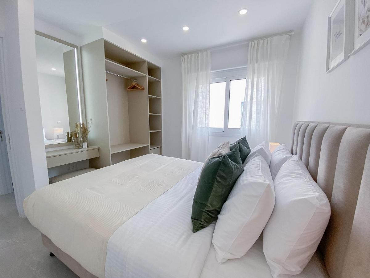 Phaedrus Living: Seaview Luxury Flat Limnaria 134 Apartment *