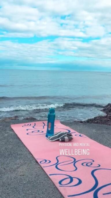 Vakantiehuis High By The Beach House In Girne *