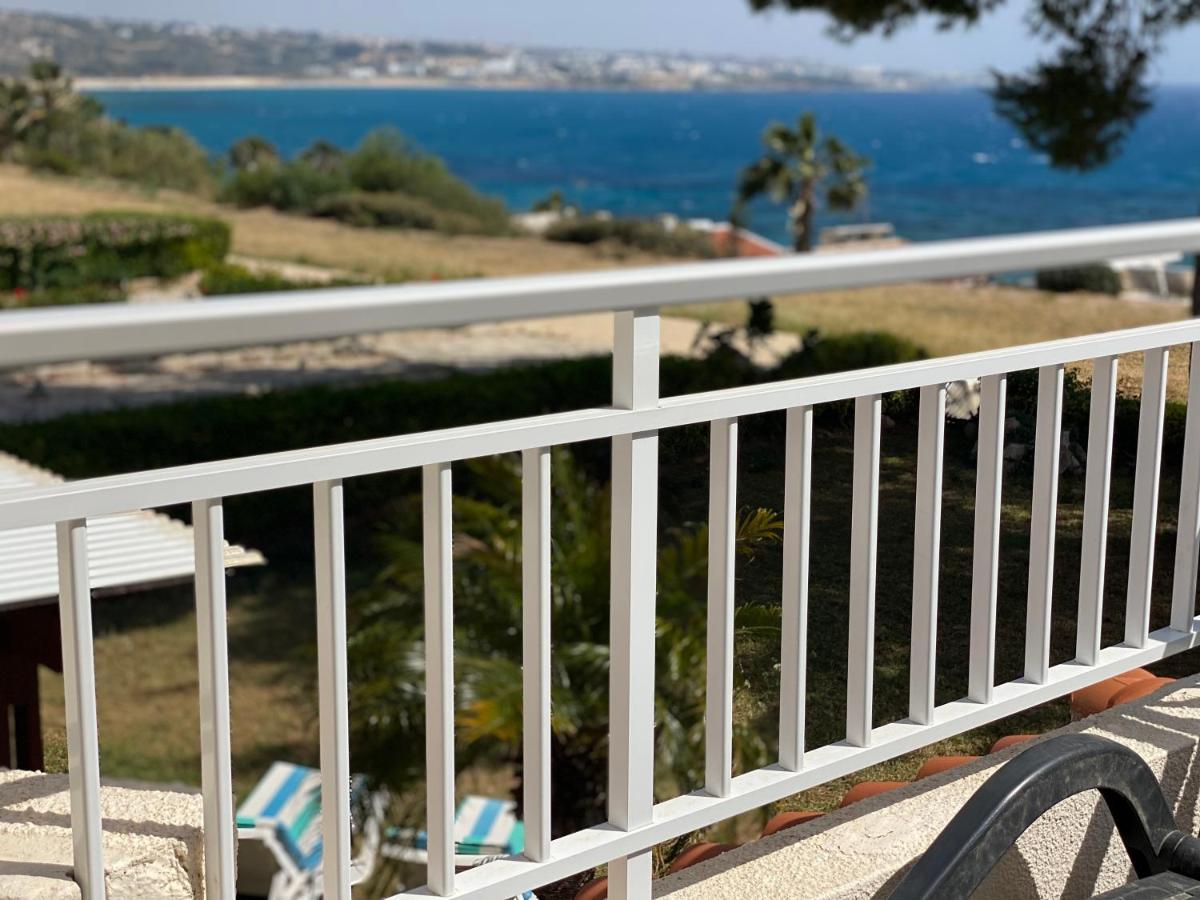 Sea View In Coral Bay Apartment