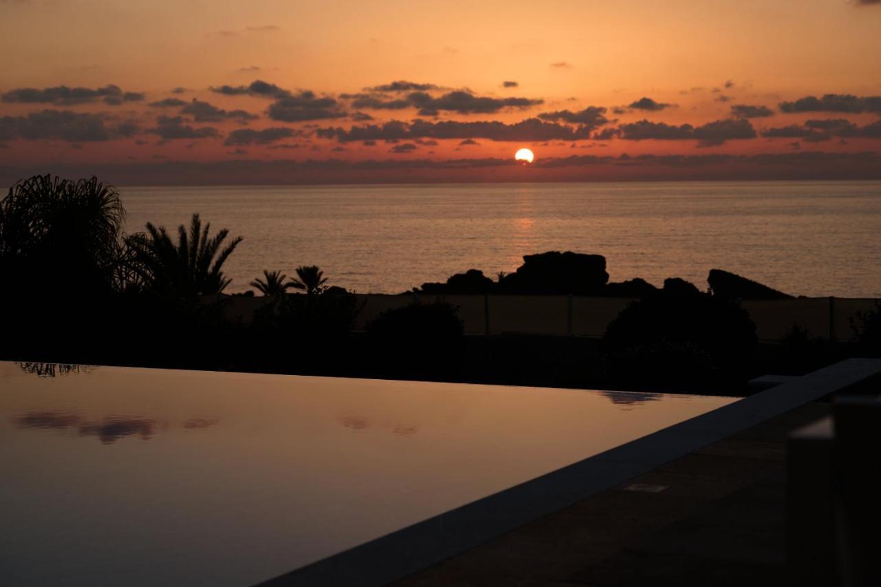 Olymp Luxury C - Seafront Elegance With Infinity Pool And Exclusive Lifestyle Villa *