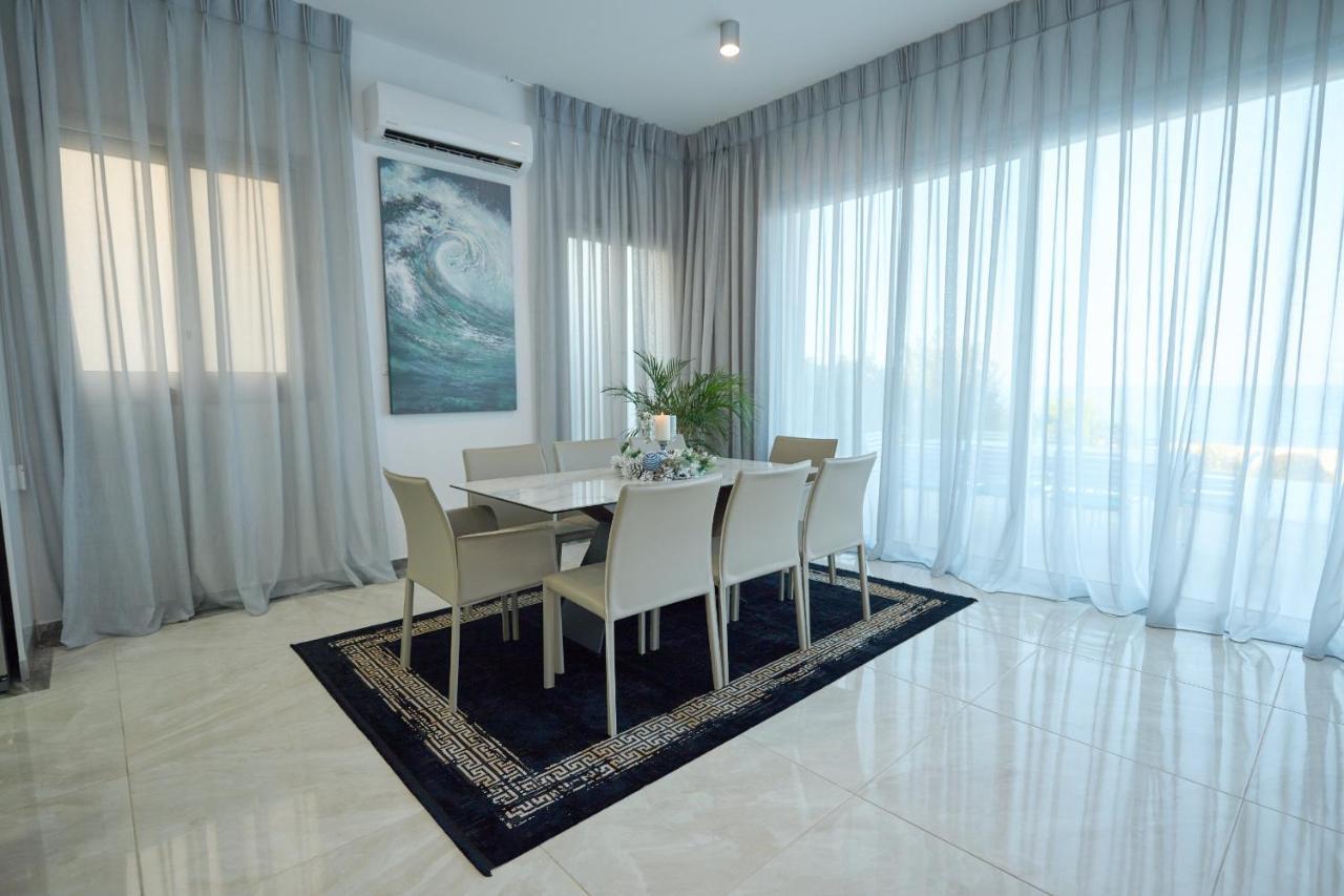 Olymp Luxury C - Seafront Elegance With Infinity Pool And Exclusive Lifestyle Villa *