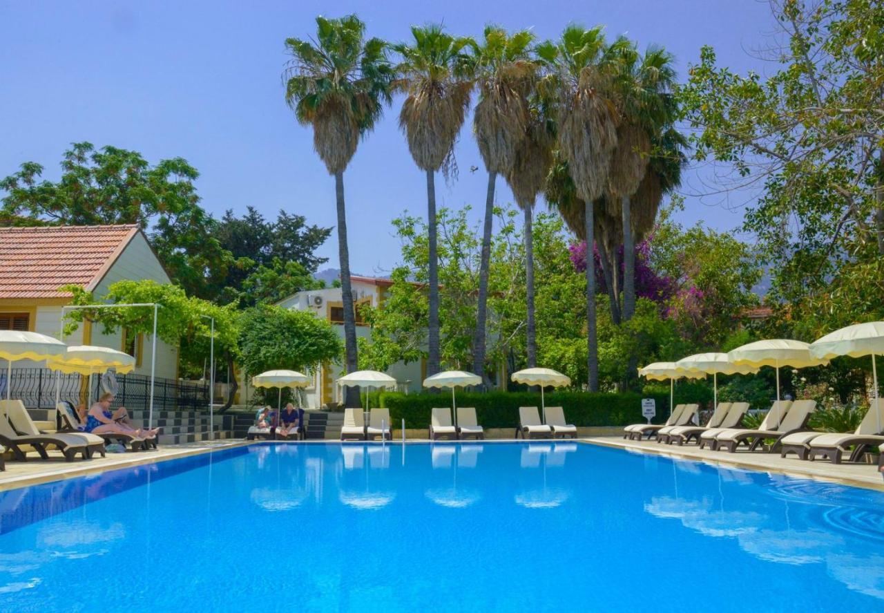 Riverside Garden Hotel 4*