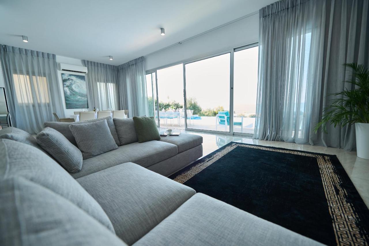 Olymp Luxury C - Seafront Elegance With Infinity Pool And Exclusive Lifestyle *