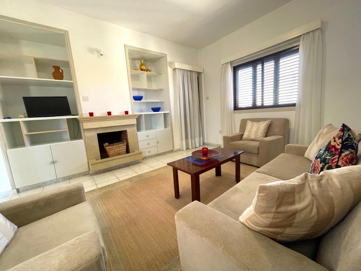 Nysa7 Villa Paphos