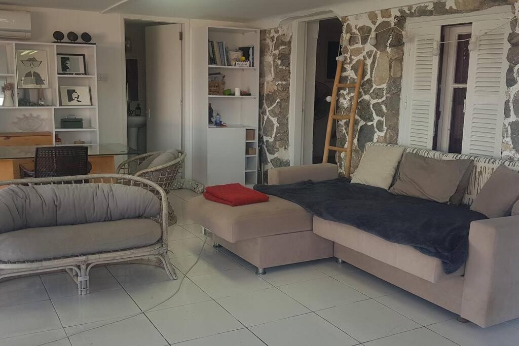 High By The Beach House In Girne *