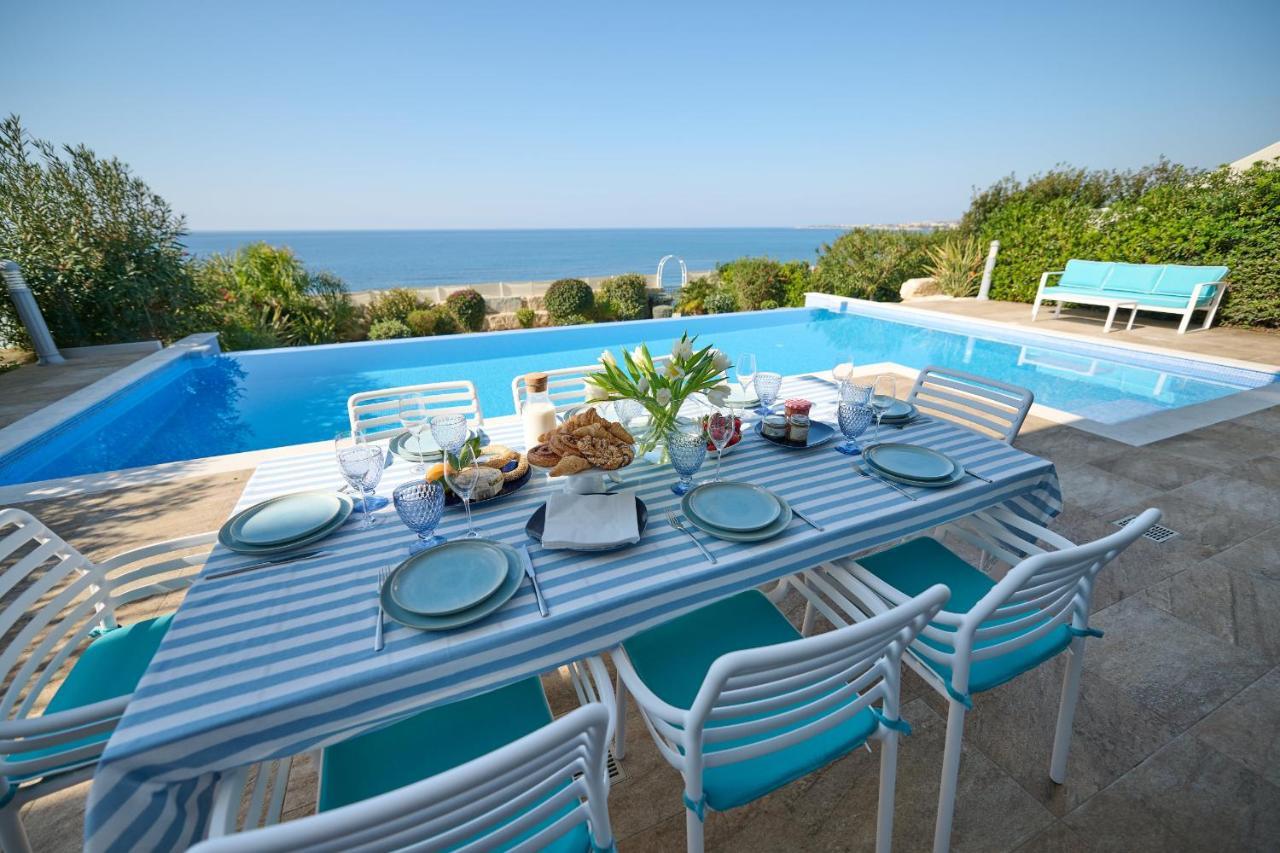Villa Olymp Luxury C - Seafront Elegance With Infinity Pool And Exclusive Lifestyle Kissonerga