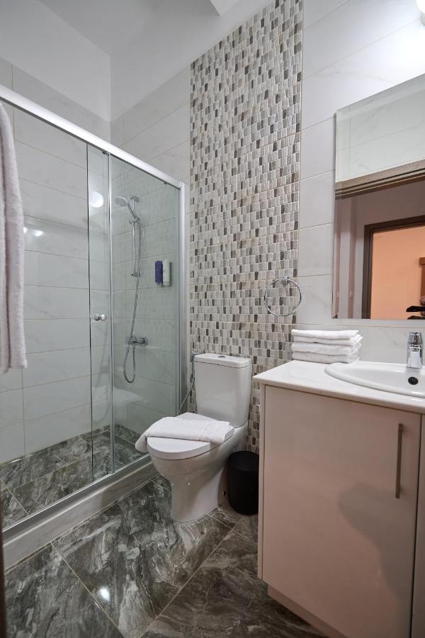 Villa Olymp Luxury C - Seafront Elegance With Infinity Pool And Exclusive Lifestyle Kissonerga
