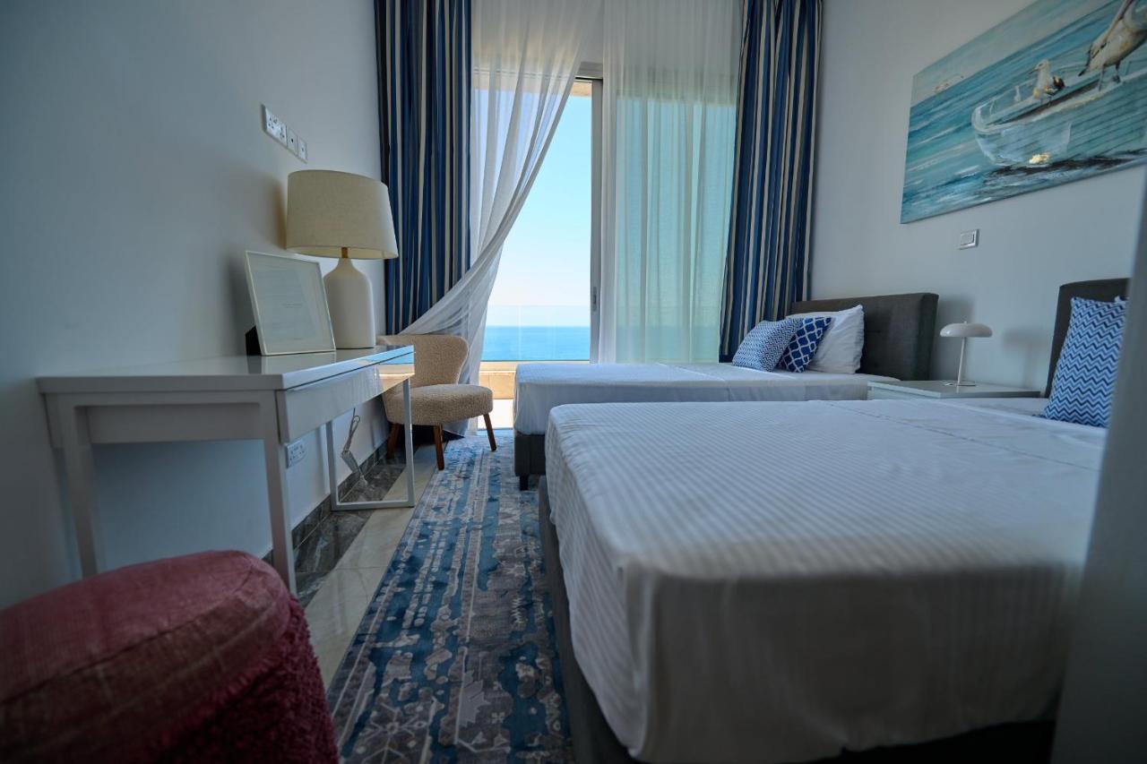 Olymp Luxury C - Seafront Elegance With Infinity Pool And Exclusive Lifestyle *