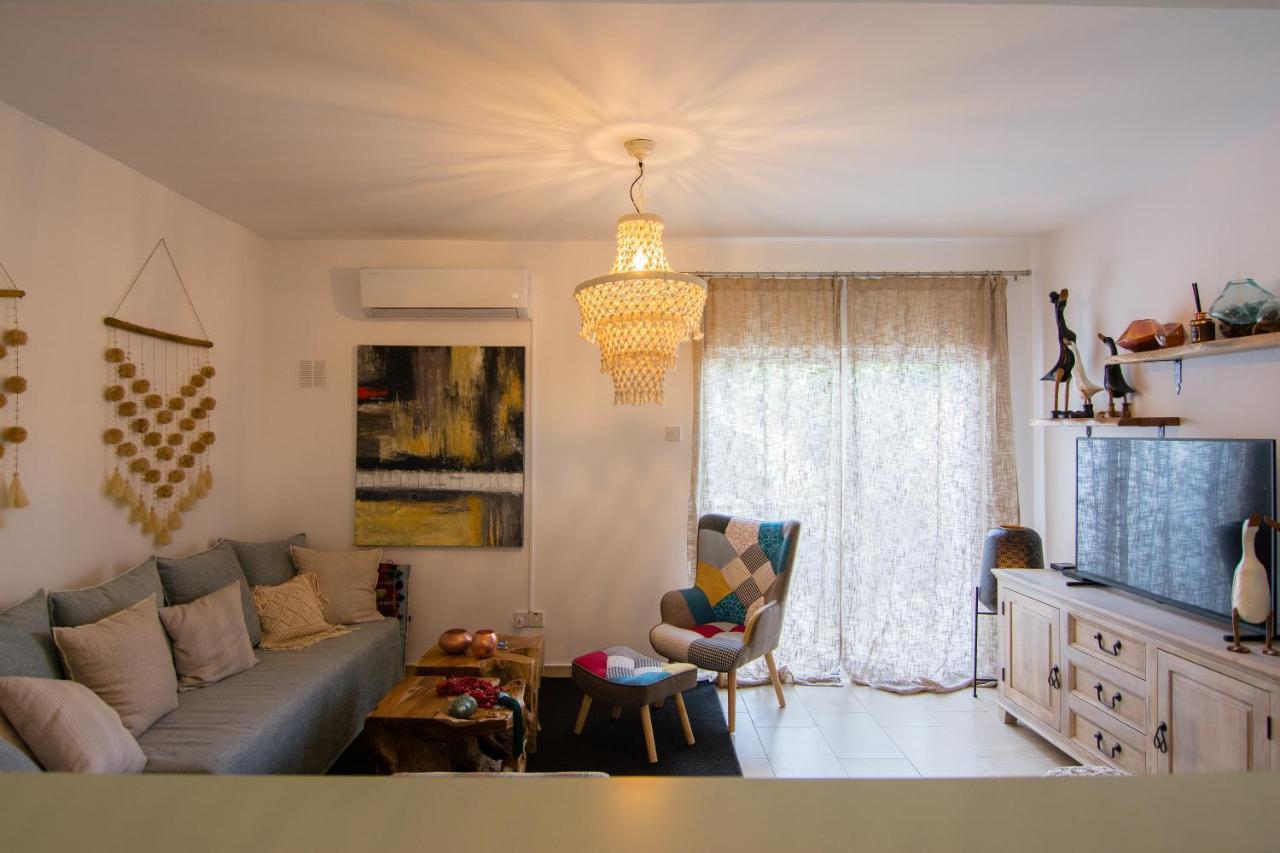 Akamas Sunset Boho Chic Maisonette By One Apartamento