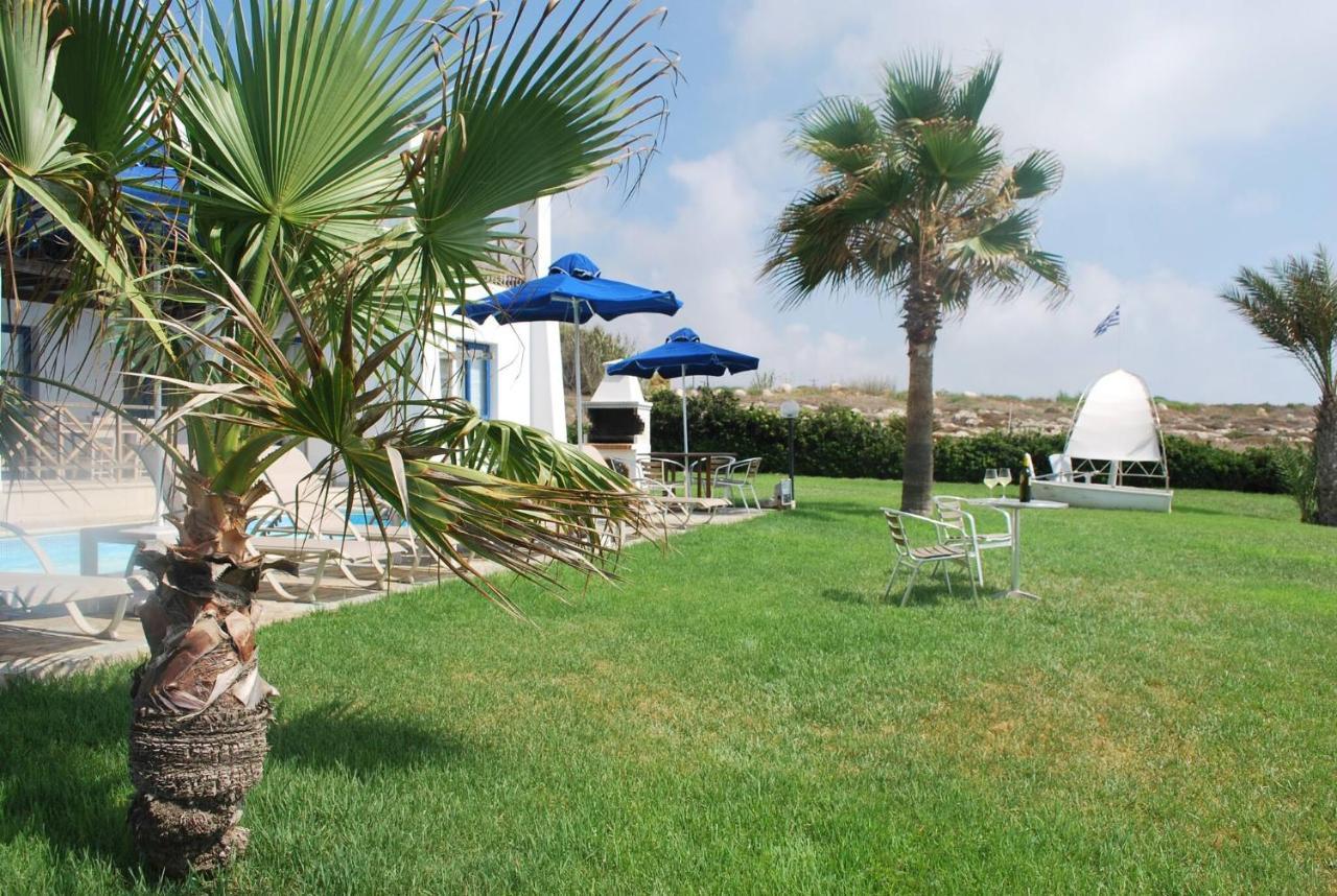 Sea Front With Private Heated Pool, Quiet Area Paphos 322 * Kissonerga