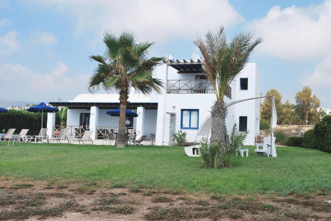 Sea Front With Private Heated Pool, Quiet Area Paphos 322 * Kissonerga