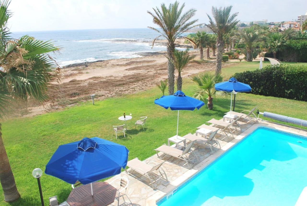 Sea Front Villa, Heated Private Pool, Amazing Location Paphos 323 * Kissonerga