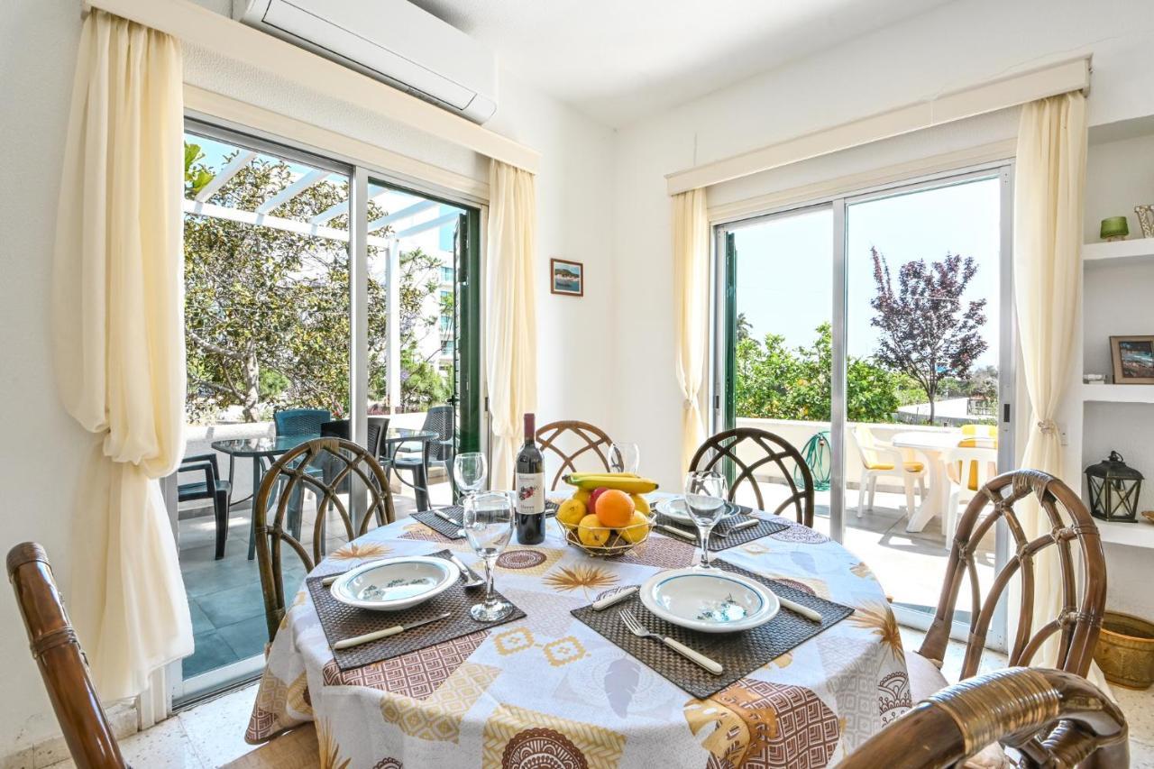 361-walk To Fig Tree Bay & Amenities Villa Protaras
