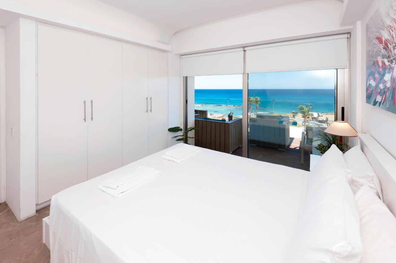 Apartment Marina - Beachfront Protaras