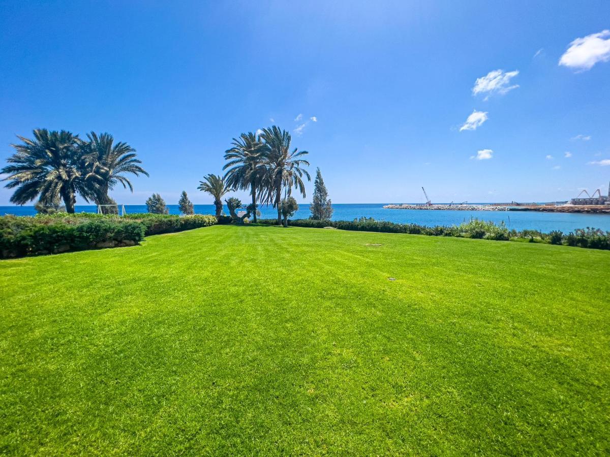 Pousada Erato Seafront Luxury Protaras