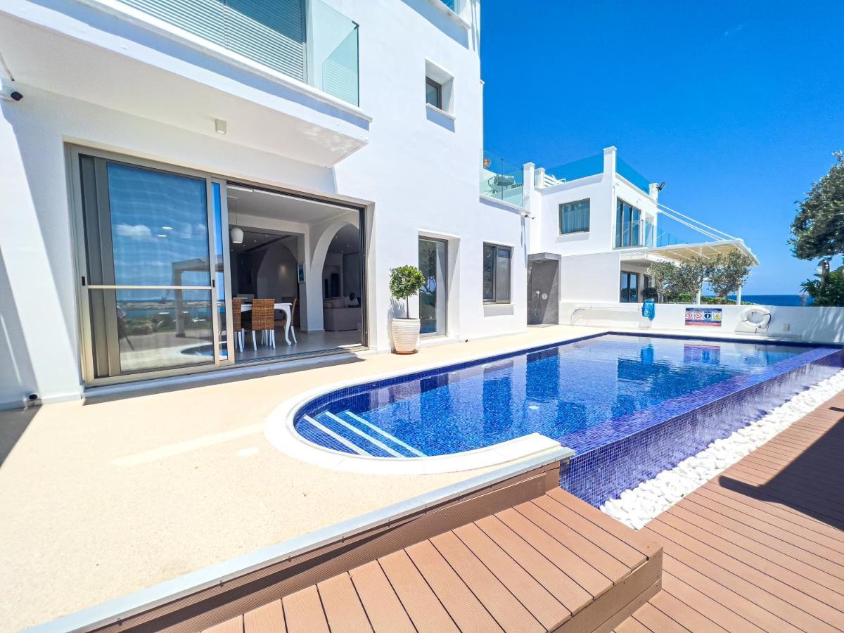 Erato Seafront Luxury Protaras