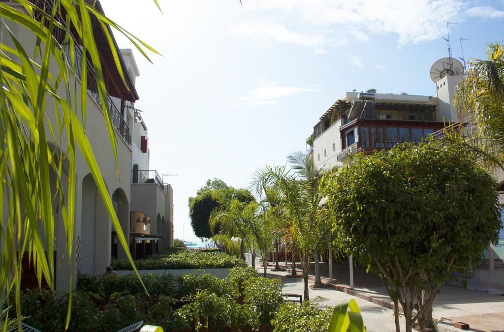 Sunrise Arches Apartments Apartment